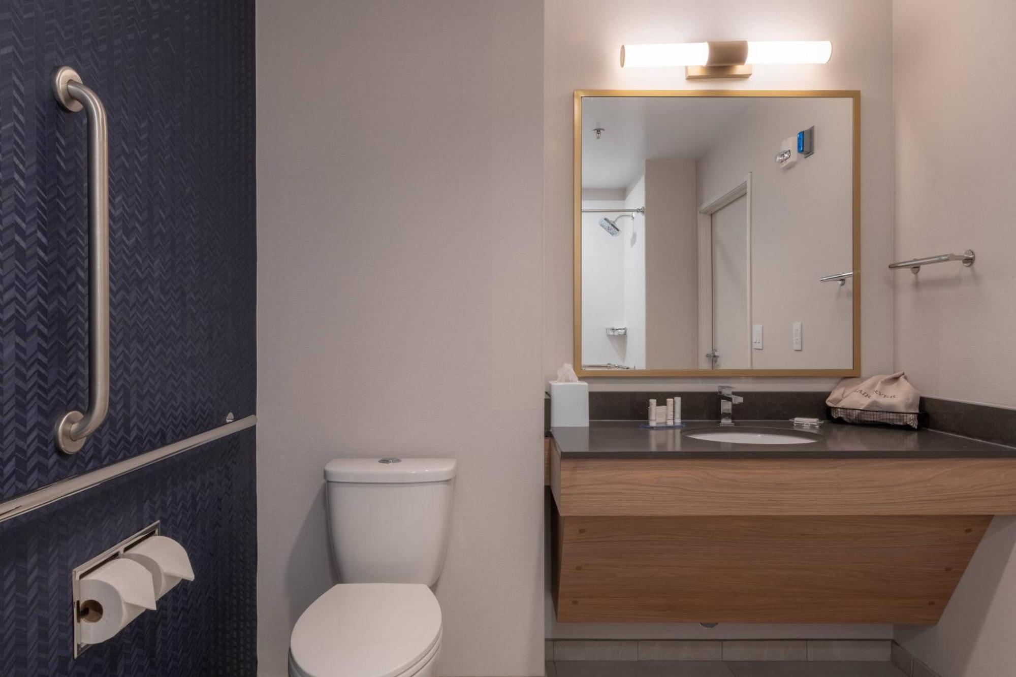 Fairfield By Marriott Inn & Suites ريفيلستوك المظهر الخارجي الصورة