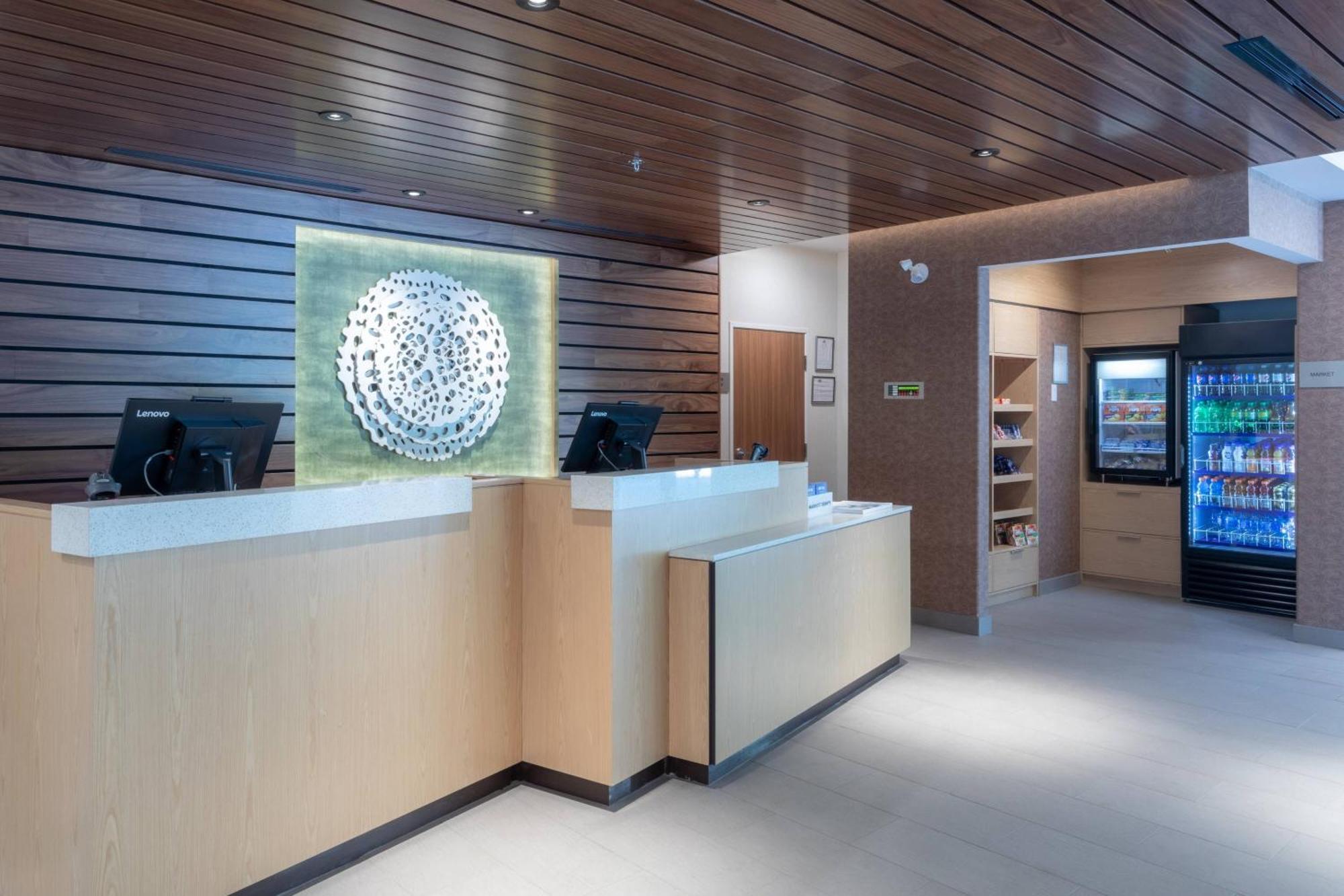 Fairfield By Marriott Inn & Suites ريفيلستوك المظهر الخارجي الصورة